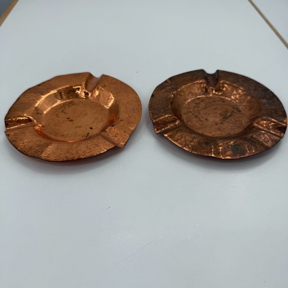 Vintage Copper Cigarette Shallow Notch Grooves Ashtray Made in Montana USA Pair - Picture 2 of 6